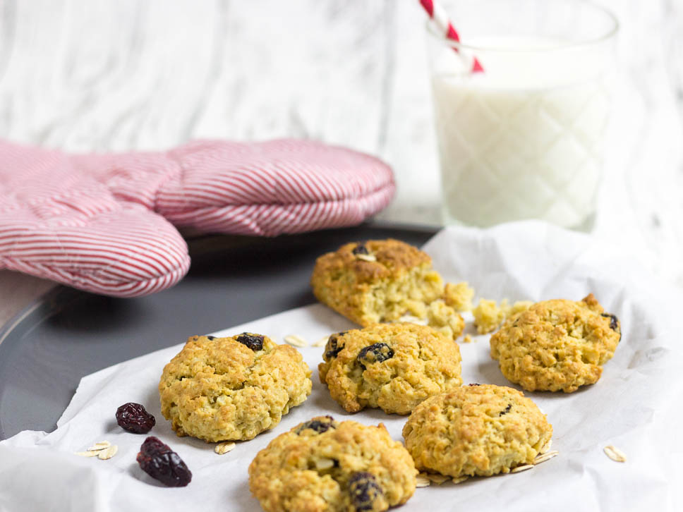 Weihnachtsbäckerei ⎮ Haferflocken-Cookies mit Cranberries &amp; Mandeln